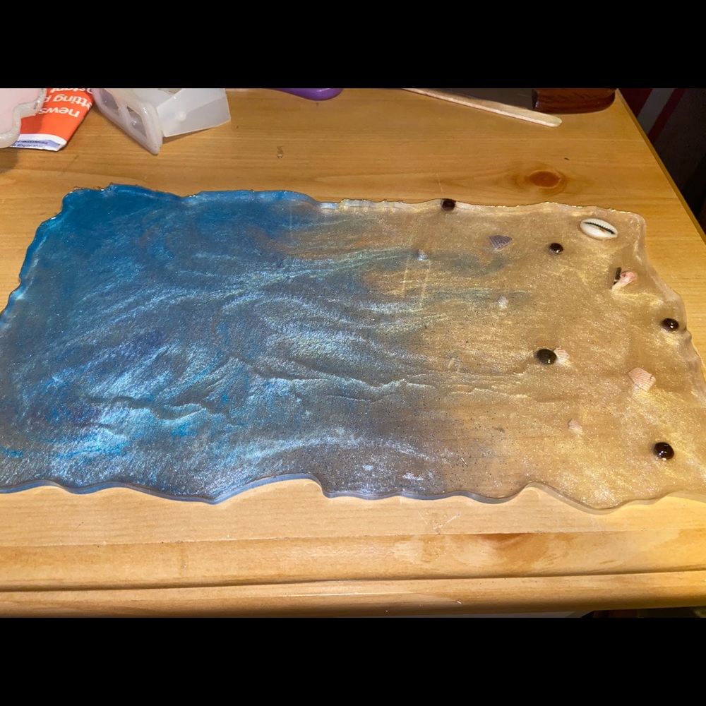 Pictured tray